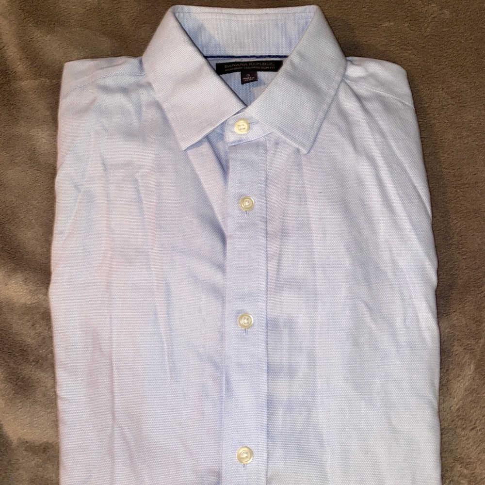 Banana Republic Men’s Non Iron Tailored Slim Fit